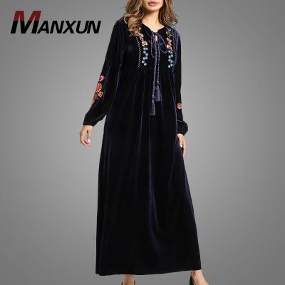 China High Quality Islamic Embroidered Moroccan Dress Abaya In Dubai Long Sleeve New Pattern Women Ladies Clothing Muslim Elegant Velvet Islamic Women for sale