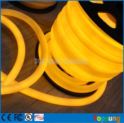 China 100' bobina 24 Volt amarelo redondo LED flex luz de néon para piscina à venda