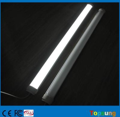 Chine 3 pieds 30w LED Légère Batten Légère Éclairage extérieur imperméable à l'eau Ip65 à vendre