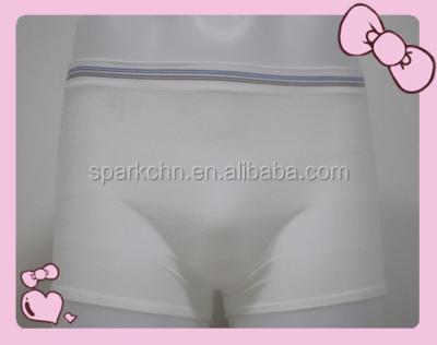 China Unisex Embroidered Urine Incontinence Pants/Adult Incontinence Diaper for sale