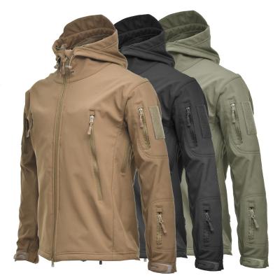 China Breathable Men's Army Fans Military Tactical Jacket Man Camouflage Waterproof Soft Shell Coat Cargos Jacket Hoody Hiking Camping Jackets for sale