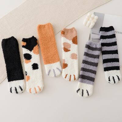 China Autumn And Winter Lady Coral QUICK DRY fleece bangs Cat Paw Pattern Soft Warm Women cute Fuzzy Slipper Floor Socks for sale