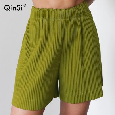 China 2021 New Summer Breathable High Waist Shorts Women's Loose Wide Leg Shorts Pleat Sag Casual Chiffon Shorts Lungewear Mini Shorts for sale