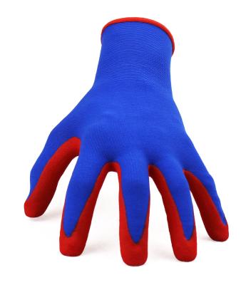 China Double Liner Gardening Work Resistant 13G Fuel And Oil Coated Red / Black Gloves for sale