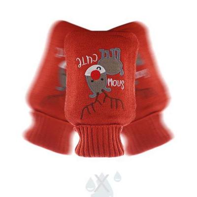 Chine Autumn Winter Christmas 2.4mm Rubber Hot Water Bag Hand Warming à vendre