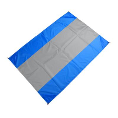 China Artículo ligero 800g de las personas de Mat For 5 de la playa que acampa de la prenda impermeable de nylon del triángulo en venta