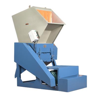 China Recycle Plastic Crusher Waste Plastic Bottle Machine Plastic Pipe Scrap Plastic Bottle Crusher Machine for sale