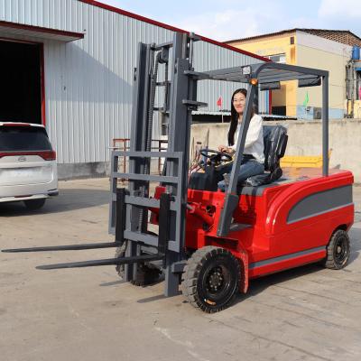 Chine Le chariot élévateur électrique de 1,5 tonne est équipé d'une batterie de 48 V et d'une hauteur de levage de 6 mètres. à vendre