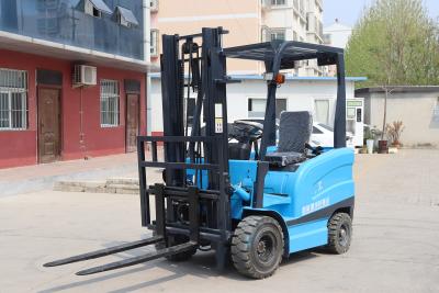 China Massivreifen Kleiner 4-Rad-Forklift mit Wechselstromsteuerung zu verkaufen