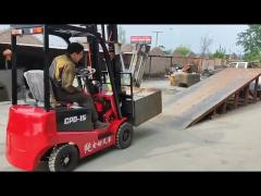 Electric forklift