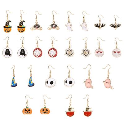 China Newest CLASSIC Wholesale Fashion Enamel Alloy Charms Halloween Earrings Jack-o-lantern Pumpkin Ghost Earrings for sale