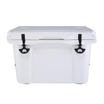 China Hot Selling YETl Rotomolded Insulated Cooler Box 35L Ice Chest Beverage Box Beer Cooler Box Cold Beach Cooler With Handle for sale