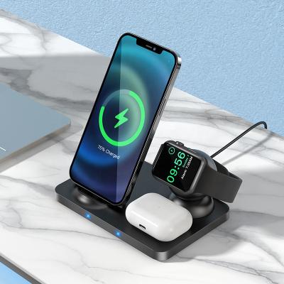 China UniversalÂ   Hot Selling Amazon QI 3-in-1 Fast Wireless Charger With Factory Price for sale