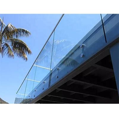 China Modern Modern Metal Parapet Tempered Glass Railing Design for sale