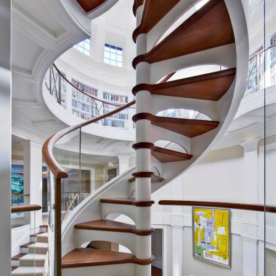 China Modern European Style Light Luxury Modern Spiral Staircase for sale