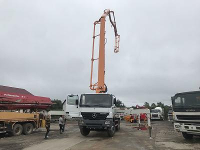 China Ce 33m Gebruikte Concrete Pompvrachtwagen die Veiligheid en Betrouwbaarheidsboomsysteem verzekeren Te koop