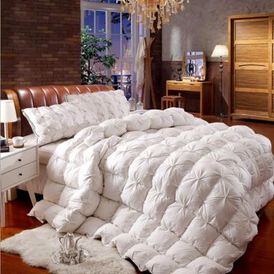 China New Design Warm Thick Duvet White Goose Down Comforter Core for sale