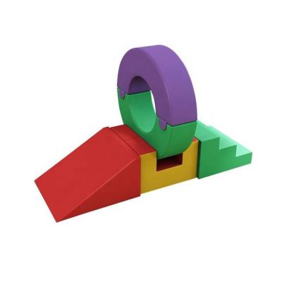 China Good Quality Easy Assembly Popular Early Educational Toys Climbing And Saliding Soft Combination Toys Play Set for sale