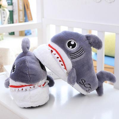 China Cushioning Plush Shark Mouth Indoor Open Slippers Winter Super Soft Warm Comfortable Home Slippers for sale