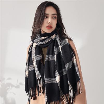 China Cachecol new xales design checked neck warm winter scarf women accessories stripes fringe cashmere shawls for sale