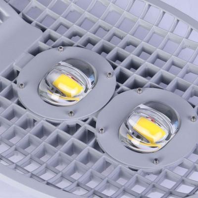 China ROAD Customized High Quality IP 66 Grade 120w High Brightness Durable Street Garden Yard Led Lamp Light for sale