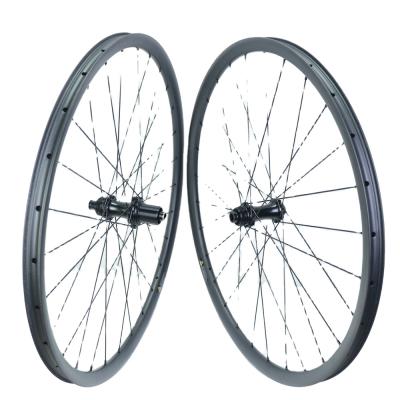 China Mountain Bikes Winowsports 29er MTB Carbon Wheel For Bicycle Frame Disc Mountain Bike Wheels 30mm Width 25mm XC Race Hookless Bike Wheel for sale