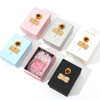 China Custom New Lipstick Box Perfume Box Drawer Disposable Gift Case Jewelry Packaging Gift Clamshell Box for sale