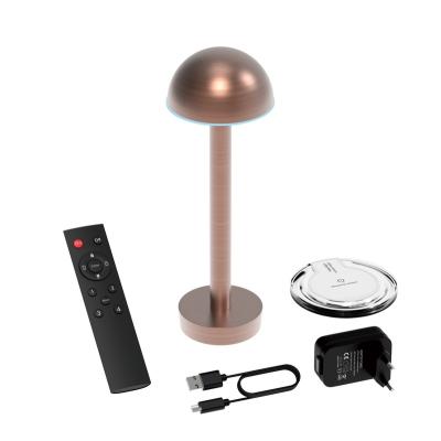 China Modern Aluminum Table Lamp Smart Wireless Rechargeable Night Light For Hotel Restaurant And Outdoor for sale