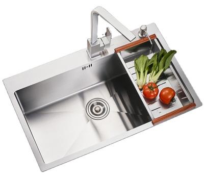 China Without Faucet 6045 Silver High Quality Handmade 304 Stainless Steel Single Bowl Kitchen Sink for sale