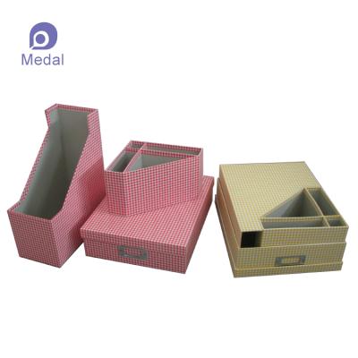 China Fashionable Gold Champagne Dot Pattern School Office Cardboard Stationery Set For Students Gift for sale