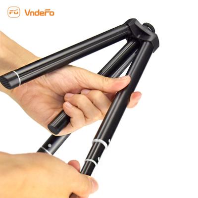 China Mini PORTABLE Flexible Remote Control Selfie Stick Fashion Live Streaming 3 in 1 Selfie Stick Tripod for sale