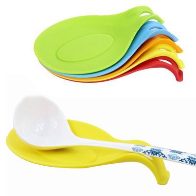 China Spoon Mat Silicone Mat Heat Insulation Square Spoon Mat Set A Sustainable Kitchen Tools Multi Color for sale