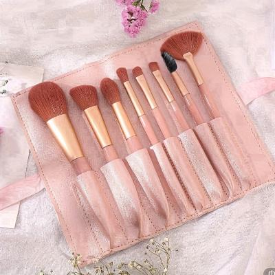 China Smudge Brush Smudge Brush 8pcs Makeup Brush Set With Portable Bag Super Soft Loose Powder Eye Shadow  Great For Travel & Daily Makeup for sale