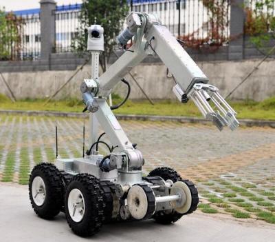 China Remote Control EOD Robot , Security Bomb Removal Robot For Anti - Terrorism for sale