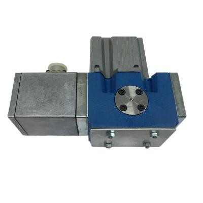 China Pilot Operated MOOG Hydraulic Servo Valve D661-4627A Medium Pressure for sale