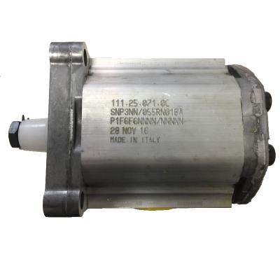 China Danfoss Gear Pump 111.25.071.0C SNP3NN055RN01BAP1F6F6NNNNNNNNN 250 Bar 22 To 90 Cm³/Rev  Silver for sale