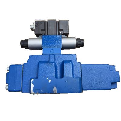 Cina Rexroth 4WRZE25W8-325-7X/6EG24N9ETK31/F1D3M Hydraulic Proportional Directional Valve New in vendita