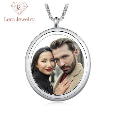 China Romantic Jewelry Gift Personalized Engraved Name Couples Photo Custom Necklace Stainless Steel Pendant Necklace for sale