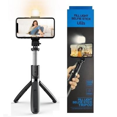 China Selfie Stick with L02s LED Fill Light Monopod Selfie Stick Lightweight Extendable Wireless Remote Control Tripod for Smartphone for sale