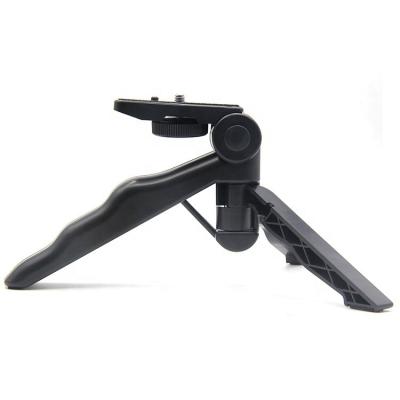 China Mini Vlog Hand Tripod PORTABLE Flexible Stand for Mobile Phone Gopro Digital Camera for sale