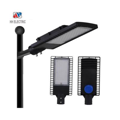 China High Quality Die Casting Aluminum Housing Public Road Road Lighting 20W SMD LED Street Light for sale