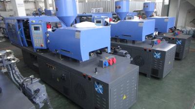 China Hydraulic UPVC Injection Molding Machine , 6800KN Injection Molding Equipment for sale