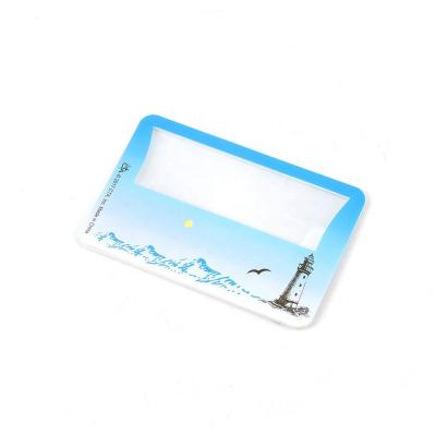 China Promotional Gift Logo Printing 85x55mm Credit Card Customized Size Magnifier With LED Light for sale