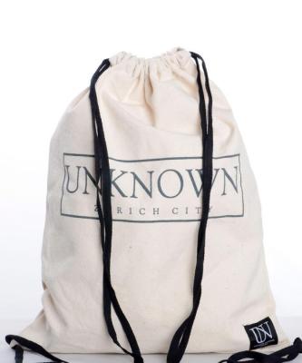 中国 100% Cotton Drawstring Bag, Reusable Cinch Pack, Ideal for Sports, Gym, Daily use With Zippered Back Pocket 販売のため