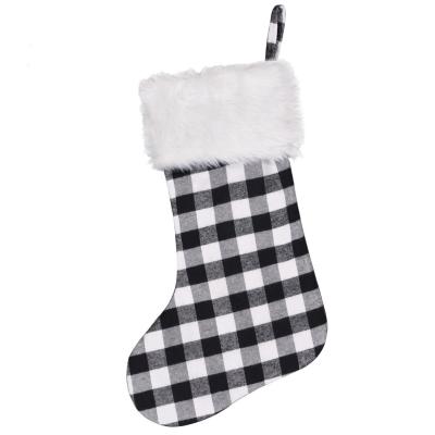 China Christmast ornament Christmas grid socks black and white gifts Christmas bag gift candy socks decorations wholesale woolen white socks for sale