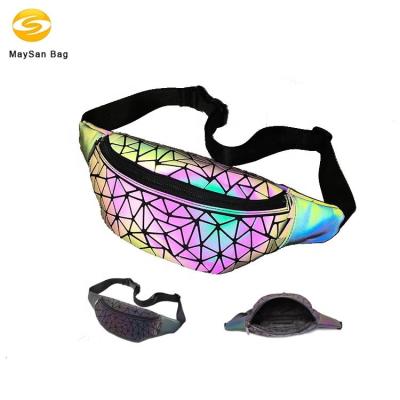 China New Portable Korean Thoughtful Waist Bag Fashion Lingge Geometric Color Change Luminous PU Sports Waist Bags Cosmetic Bag for sale