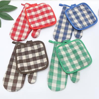 China New Eco-friendly Microwave Oven Oven Home Anti Scalding Cotton Canvas Lattice Gloves Heat Insulation Protective Pad for sale