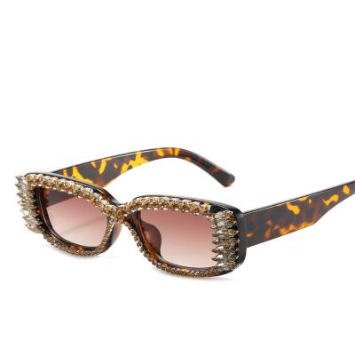 China Fashion Retro Small Sunglasses Rhinestone Handmade Sunglasses Frame Sunglasses With Diamonds for sale