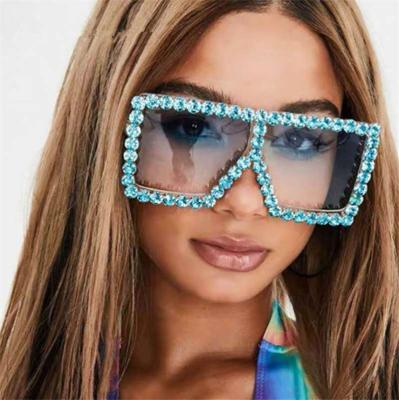 China High Quality Handmade Oversized Sunglasses Fashion Sunglasses Rhinestone UV400 Sunglasses for sale