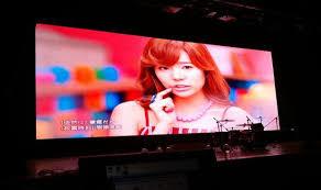 中国 Definition 4mm Pitch LED Screen Wide Viewing Angle 62500 Dot Density Long Life Span 販売のため